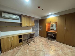 For rent 2 bedrooms condo in Bang Rak, Bangkok