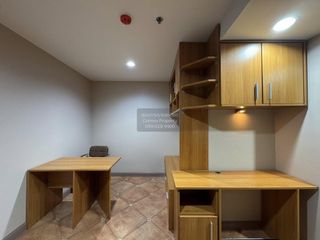 For rent 2 bedrooms condo in Bang Rak, Bangkok