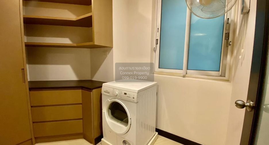 For rent 4 bedrooms condo in Pathum Wan, Bangkok