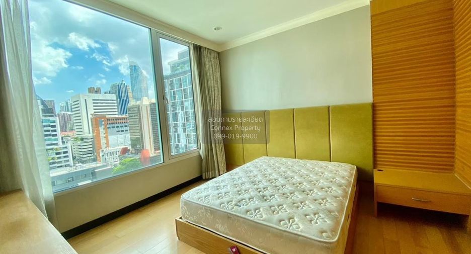 For rent 4 bedrooms condo in Pathum Wan, Bangkok