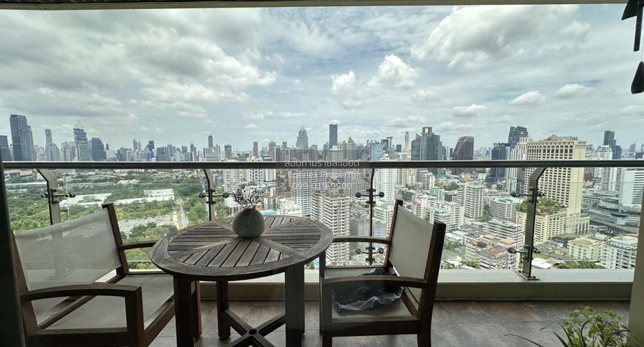 À louer 2 chambres condo à Khlong Toei, Bangkok