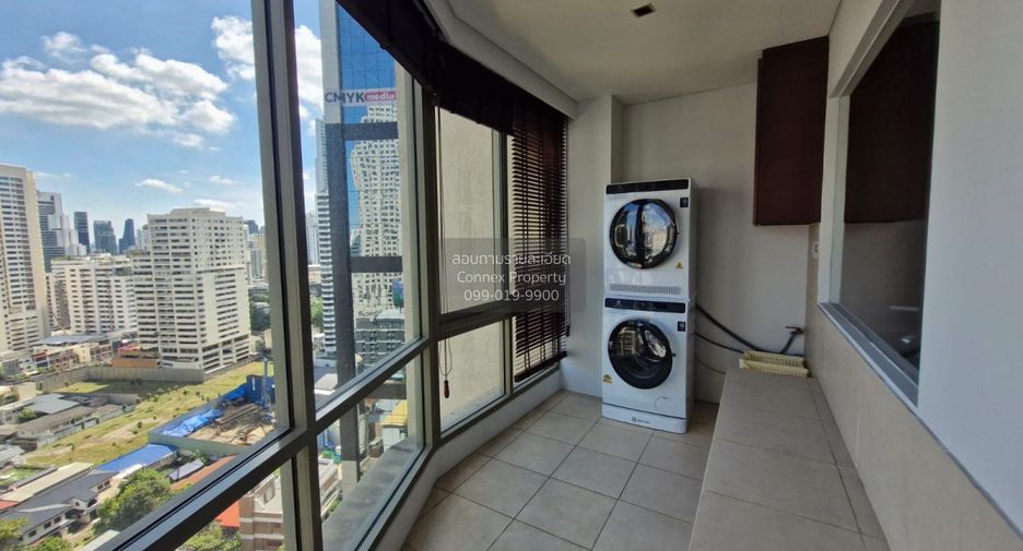 À louer 3 chambres condo à Khlong Toei, Bangkok