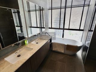 Аренда 2 спальни кондо в Ратчатхещи, Бангкок