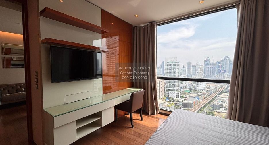 For rent 2 bedrooms condo in Khlong Toei, Bangkok