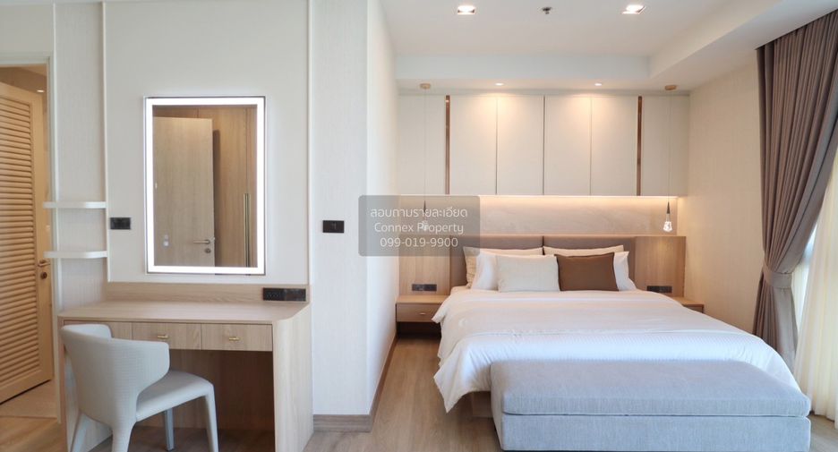 For rent 3 bedrooms condo in Khlong Toei, Bangkok