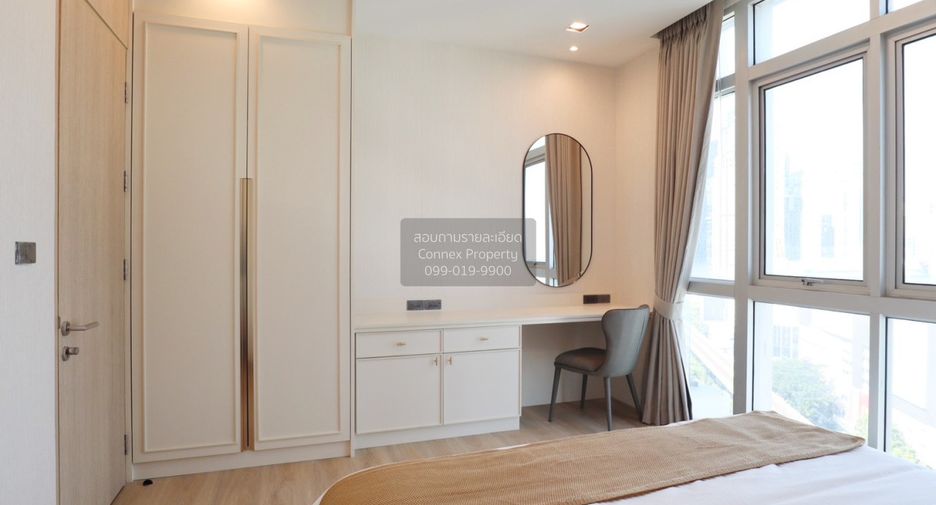 For rent 3 bedrooms condo in Khlong Toei, Bangkok