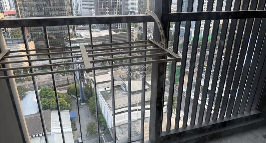 À louer 1 chambre condo à Watthana, Bangkok