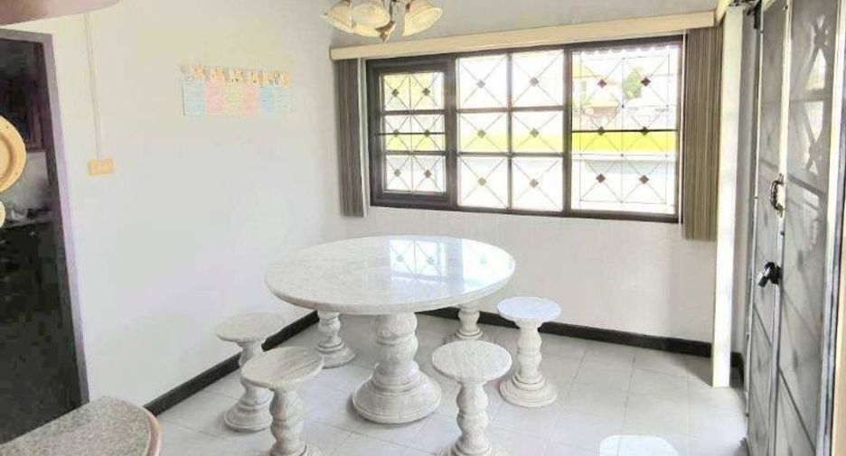 出售 3 卧室 独立屋 在 Khlong Sam Wa, 曼谷