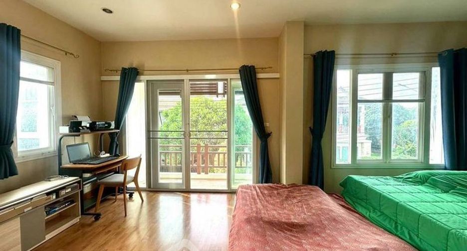 À vendre 3 chambres maison à Mueang Chon Buri, Chonburi