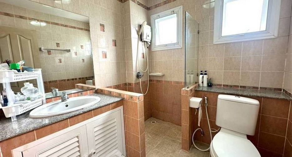 À vendre 3 chambres maison à Mueang Chon Buri, Chonburi