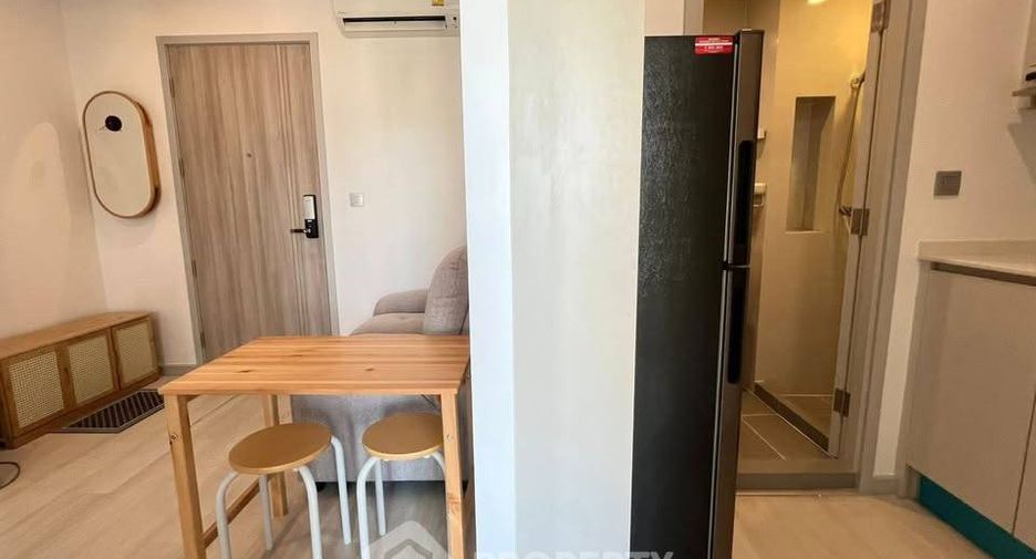 For sale 1 bed condo in Sathon, Bangkok