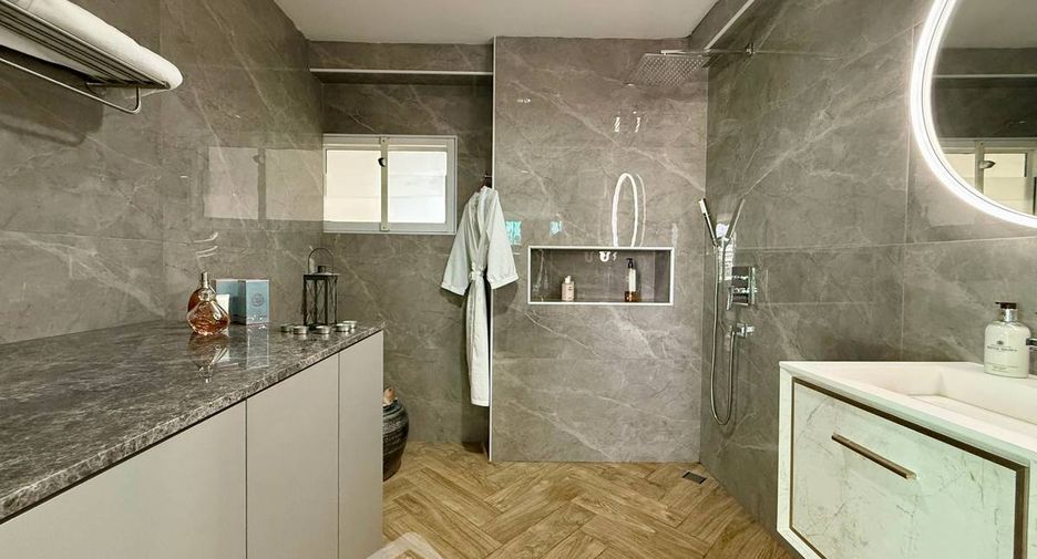 For sale 1 Beds condo in Na Jomtien, Pattaya
