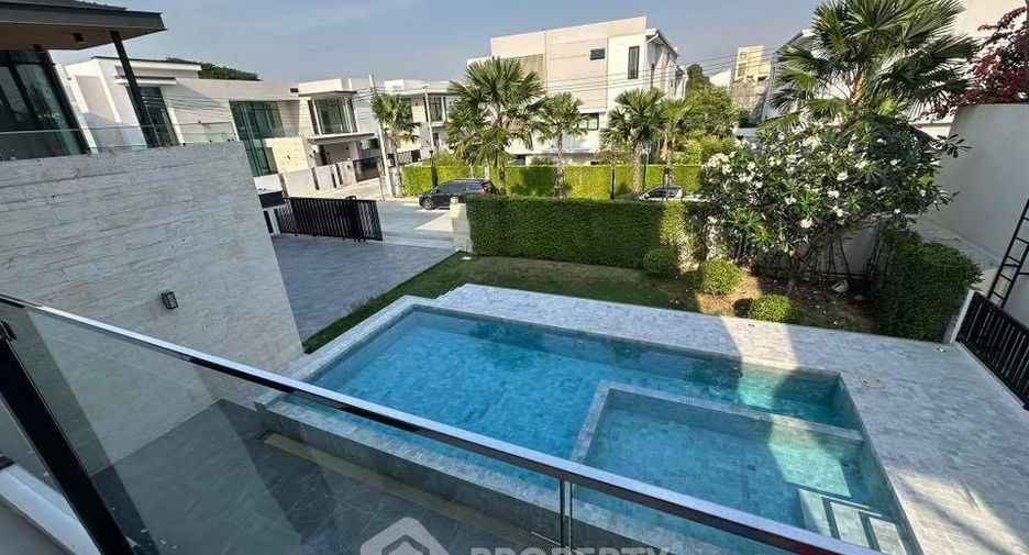 Haus zum Kauf mit 5 Zimmer in Bang Khen, Bangkok