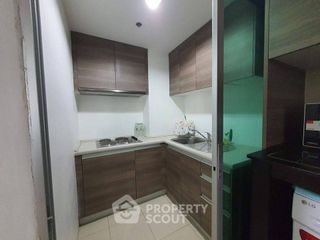 À louer et à vendre 3 chambres condo à Huai Khwang, Bangkok