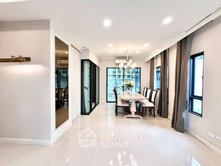 出售 3 卧室 联排别墅 在 Bang Khen, 曼谷