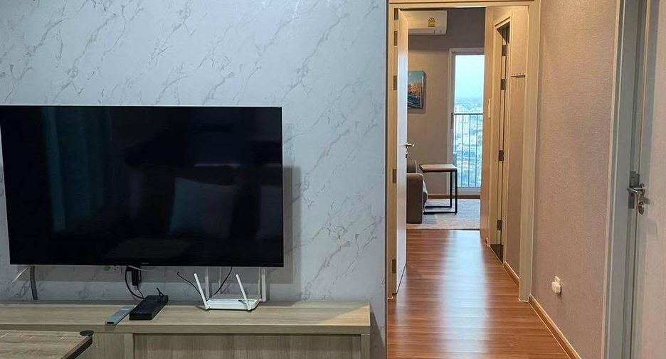 Condo en alquiler de 2 habitaciones en Huai Khwang, Bangkok