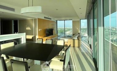 Wohnung zur Miete mit 3 Zimmer in Yan Nawa, Bangkok