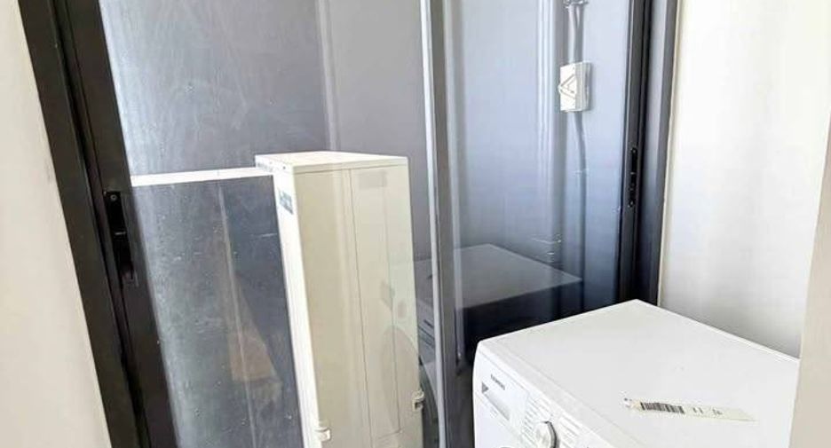 Condo en alquiler de 2 habitaciones en Bang Kho Laem, Bangkok
