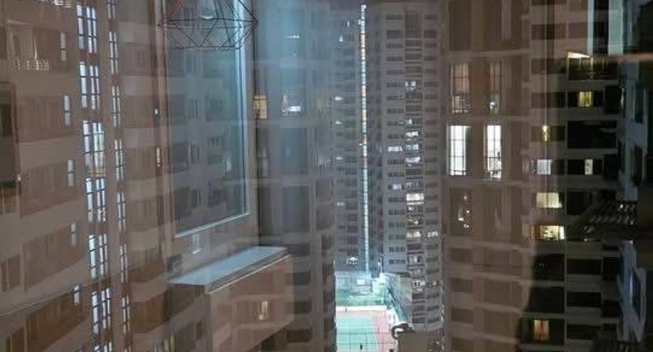 Condo en alquiler de 1 habitaciones en Khlong Toei, Bangkok