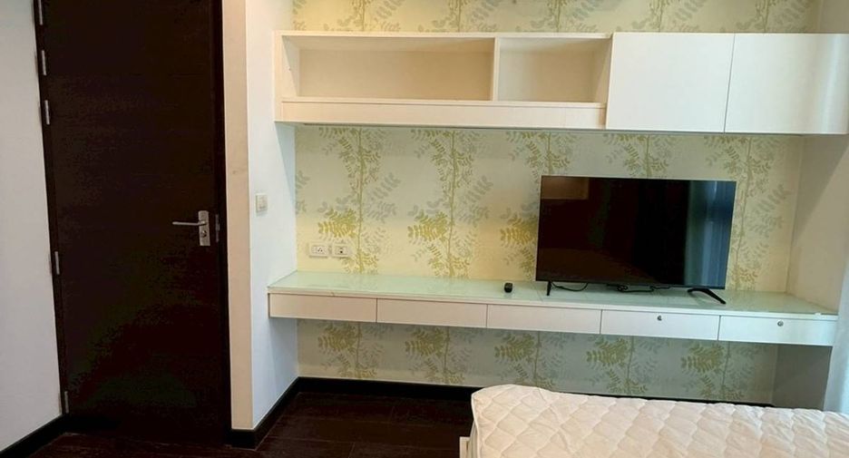 For rent 2 bedrooms condo in Ratchathewi, Bangkok