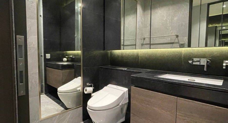 Wohnung zur Miete mit 2 Zimmer in Pathum Wan, Bangkok