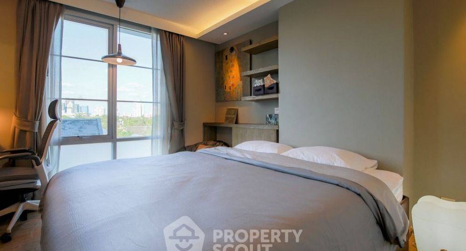 À louer 2 chambres condo à Watthana, Bangkok