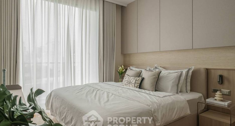 For rent 2 bedrooms condo in Watthana, Bangkok