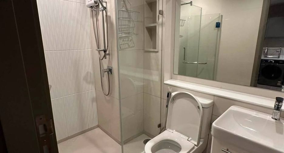For rent 1 bed condo in Huai Khwang, Bangkok