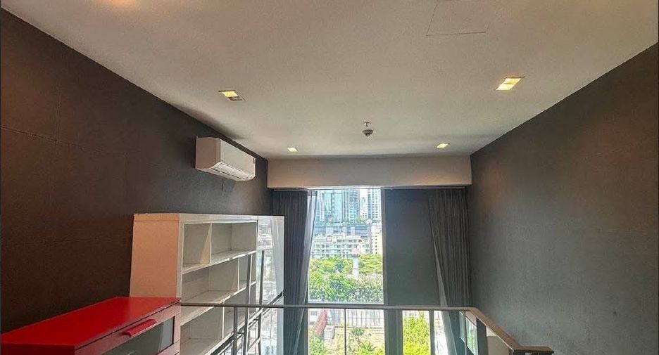 For rent 1 bed condo in Khlong Toei, Bangkok