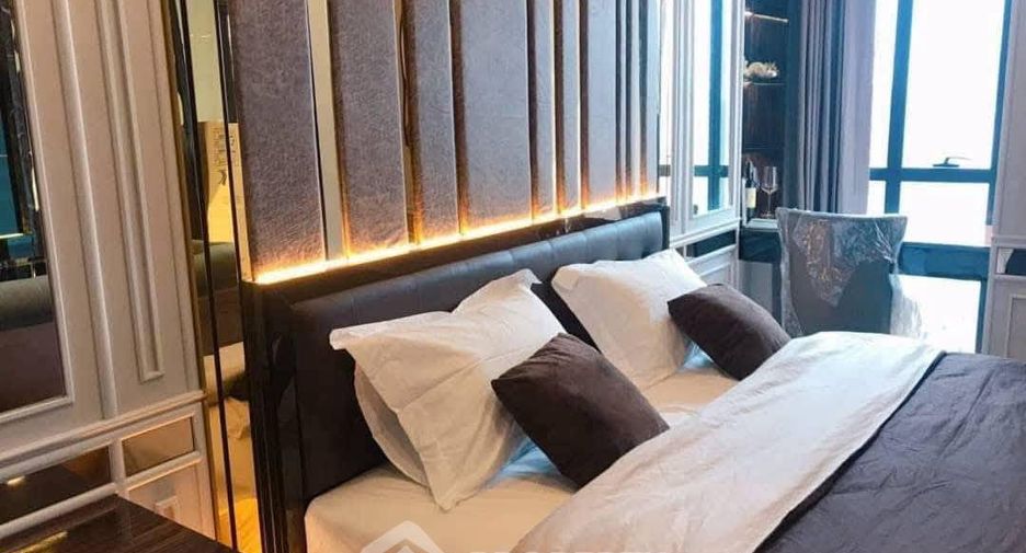 For rent 1 bed condo in Bang Rak, Bangkok