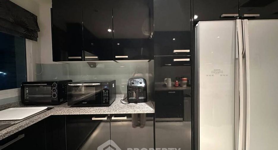 Condo en alquiler de 3 habitaciones en Bang Lamung, Chonburi