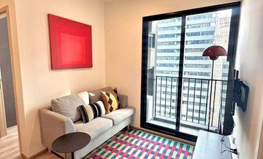 À louer 2 chambres condo à Huai Khwang, Bangkok