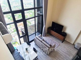 À louer 2 chambres condo à Phra Khanong, Bangkok