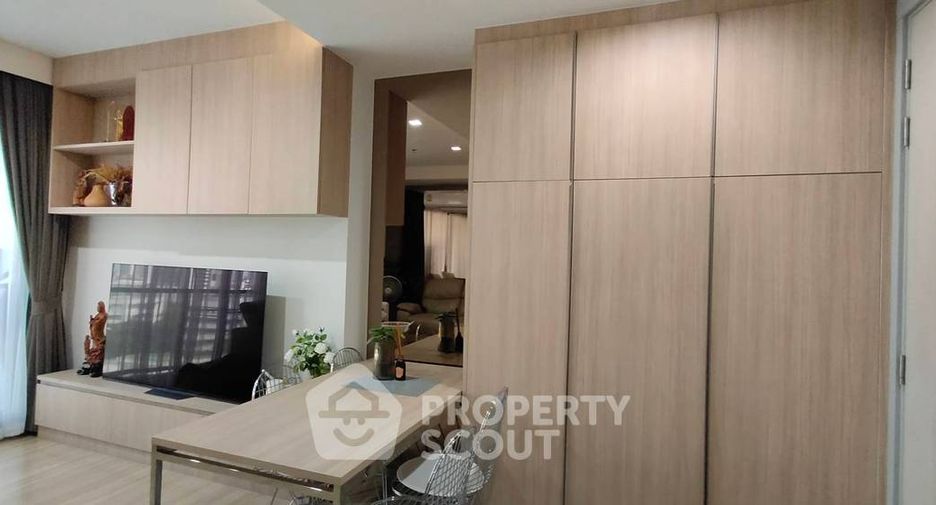 For rent 2 bedrooms condo in Phaya Thai, Bangkok