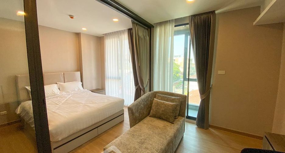 À louer 1 chambre condo à Huai Khwang, Bangkok