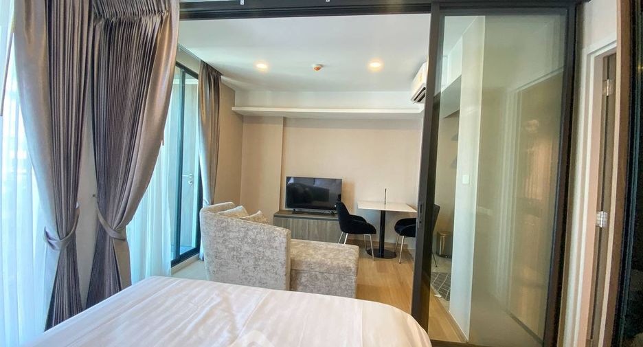 À louer 1 chambre condo à Huai Khwang, Bangkok