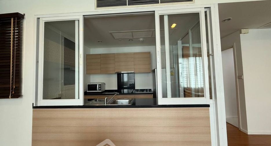 Condo en alquiler de 2 habitaciones en Watthana, Bangkok
