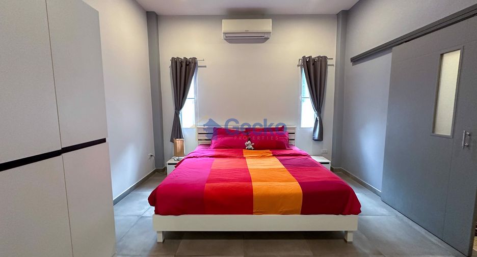 Casa en alquiler y en venta de 3 habitaciones en Bang Lamung, Chonburi