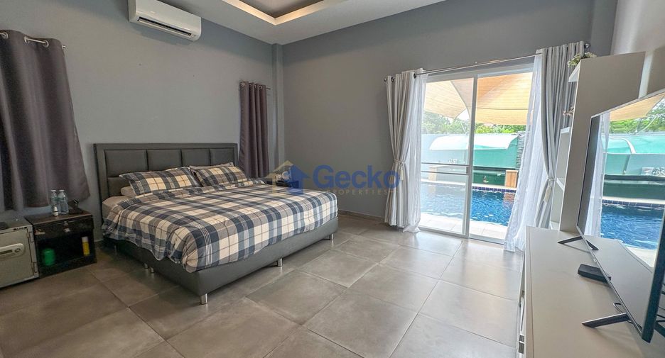 Casa en alquiler y en venta de 3 habitaciones en Bang Lamung, Chonburi
