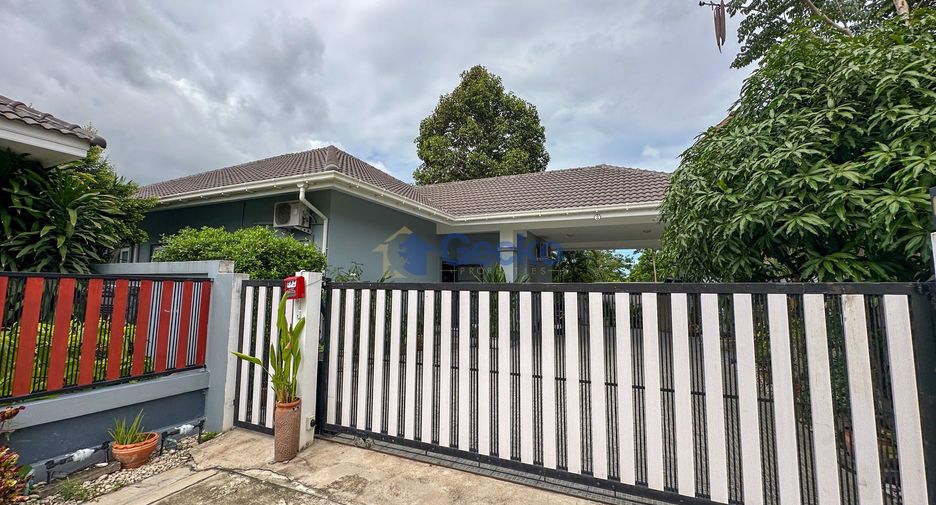 Casa en alquiler y en venta de 3 habitaciones en Bang Lamung, Chonburi