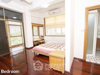 À louer 3 chambres appartement à Pathum Wan, Bangkok