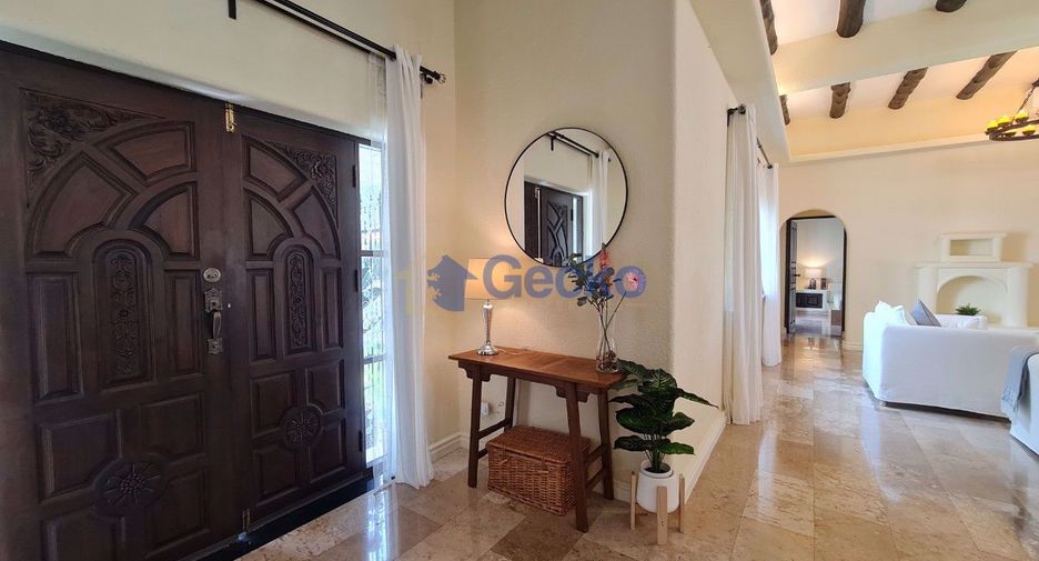 For rent 4 ベッドルーム house in Bang Lamung, Chonburi