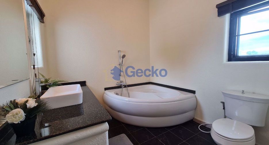 For rent 4 ベッドルーム house in Bang Lamung, Chonburi