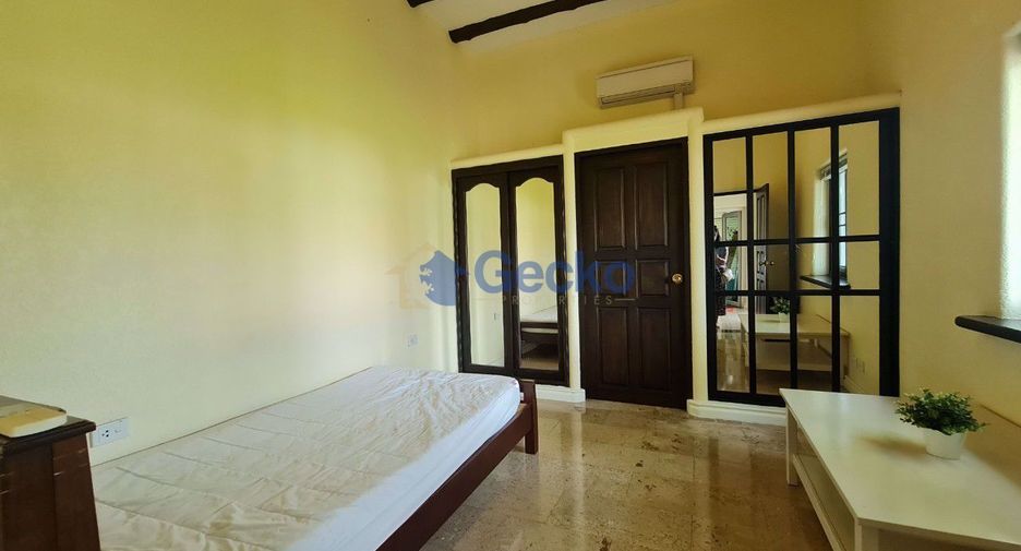 For rent 4 ベッドルーム house in Bang Lamung, Chonburi