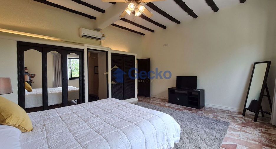 For rent 4 ベッドルーム house in Bang Lamung, Chonburi