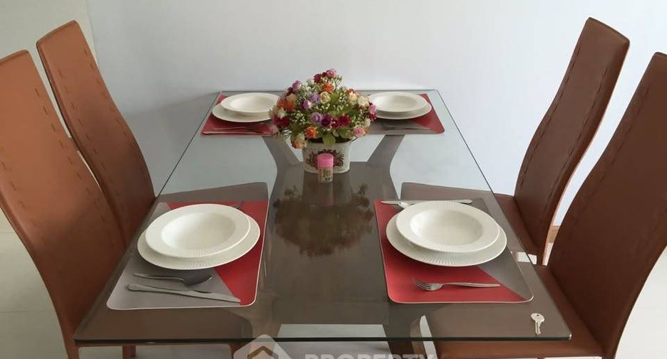 For rent 2 bedrooms condo in Sathon, Bangkok