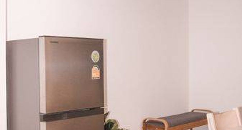 Wohnung zur Miete mit 1 Zimmer in Bang Rak, Bangkok