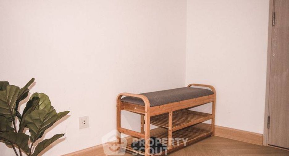 Wohnung zur Miete mit 1 Zimmer in Bang Rak, Bangkok