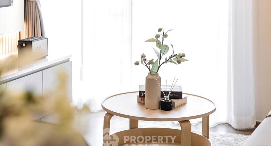 For rent 2 bedrooms condo in Watthana, Bangkok