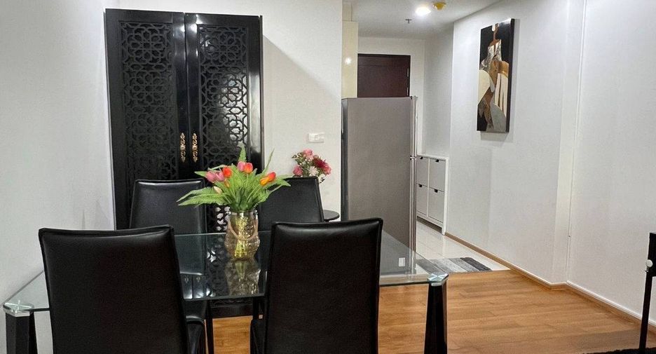 For rent 2 bedrooms condo in Chatuchak, Bangkok